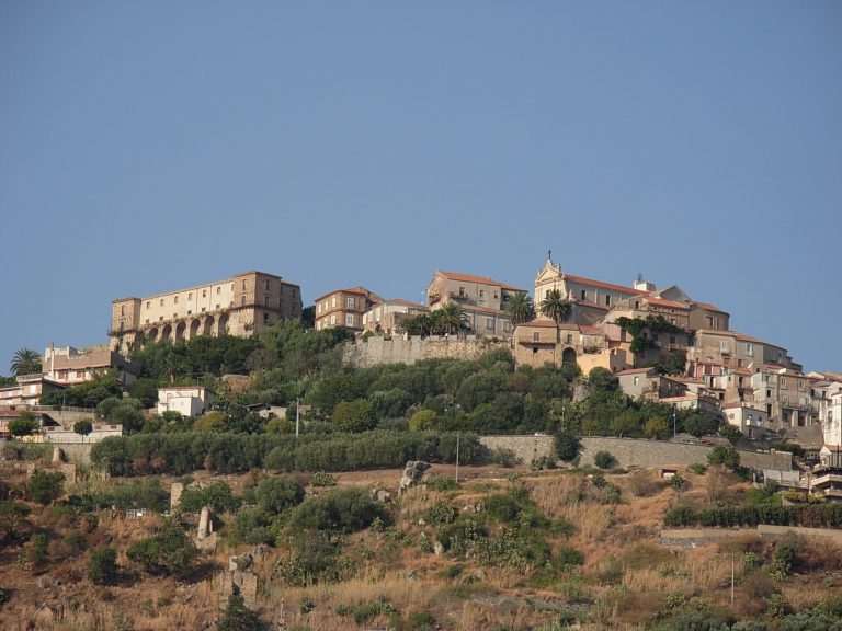 nicotera castello ruffo 768x576
